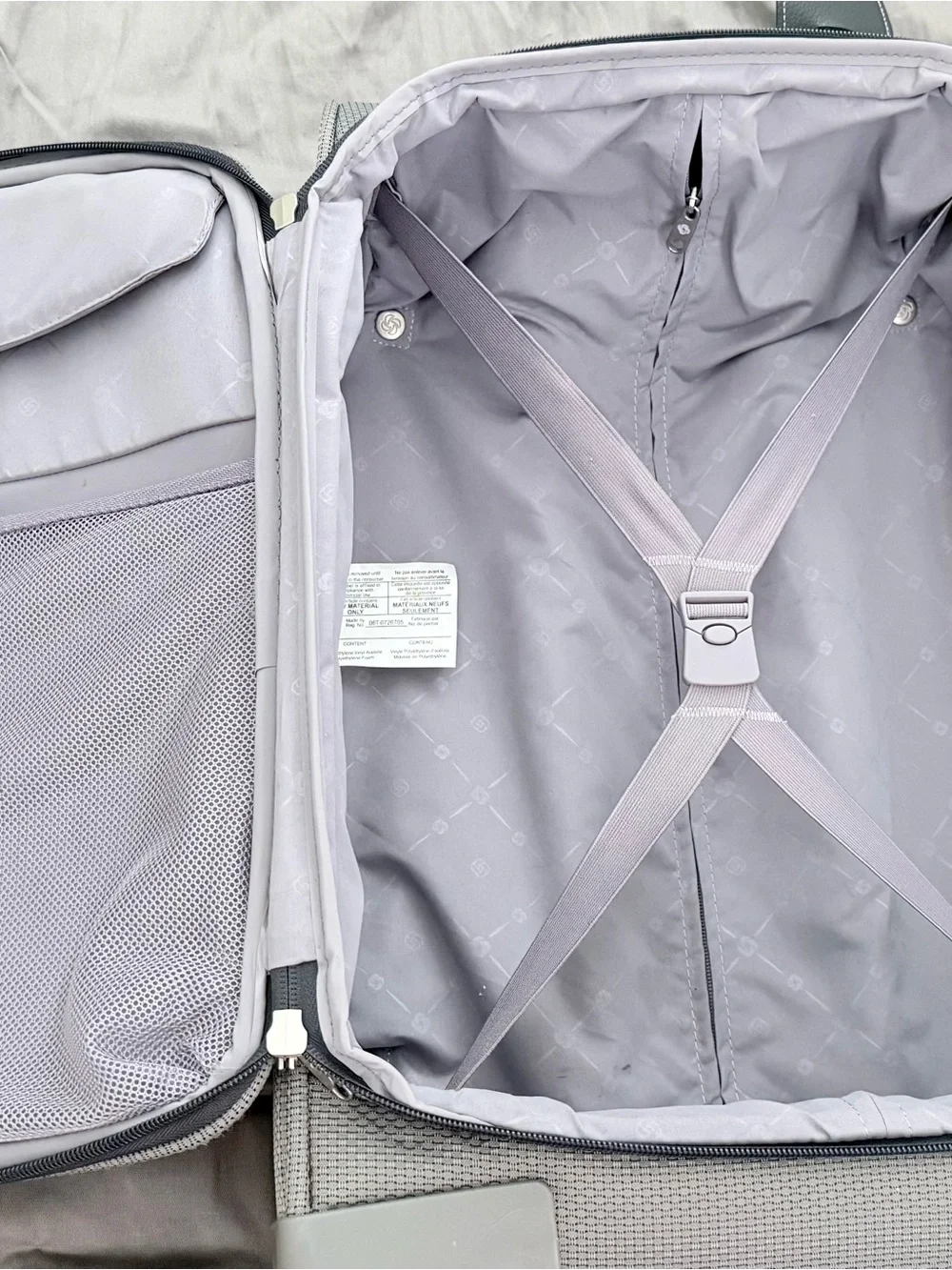 Samsonite 22-inch Expandable Carry-On Softside Luggage